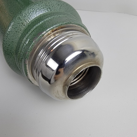 Vintage Aladdin Stanley 32 oz Thermos No.A-944DH With Handle Made In USA - Picture 6 of 12